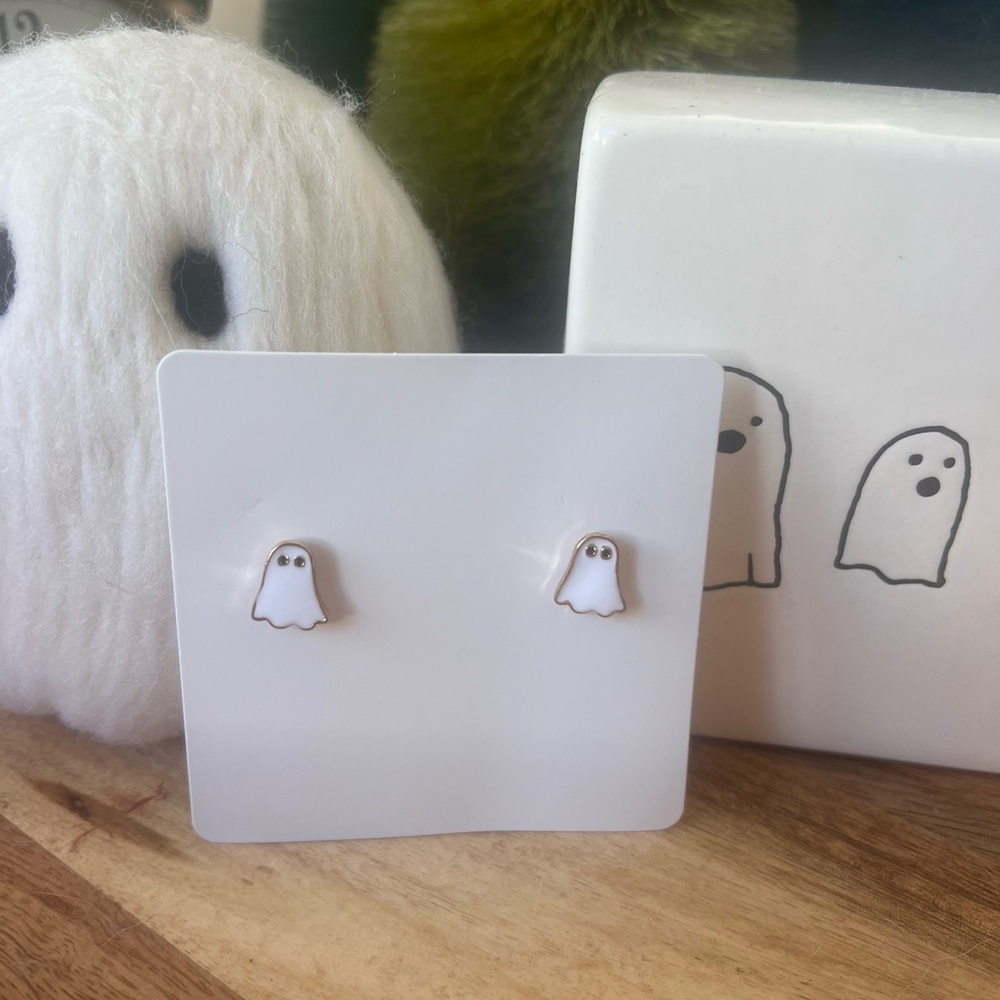 New Cute Ghost Stud Earrings